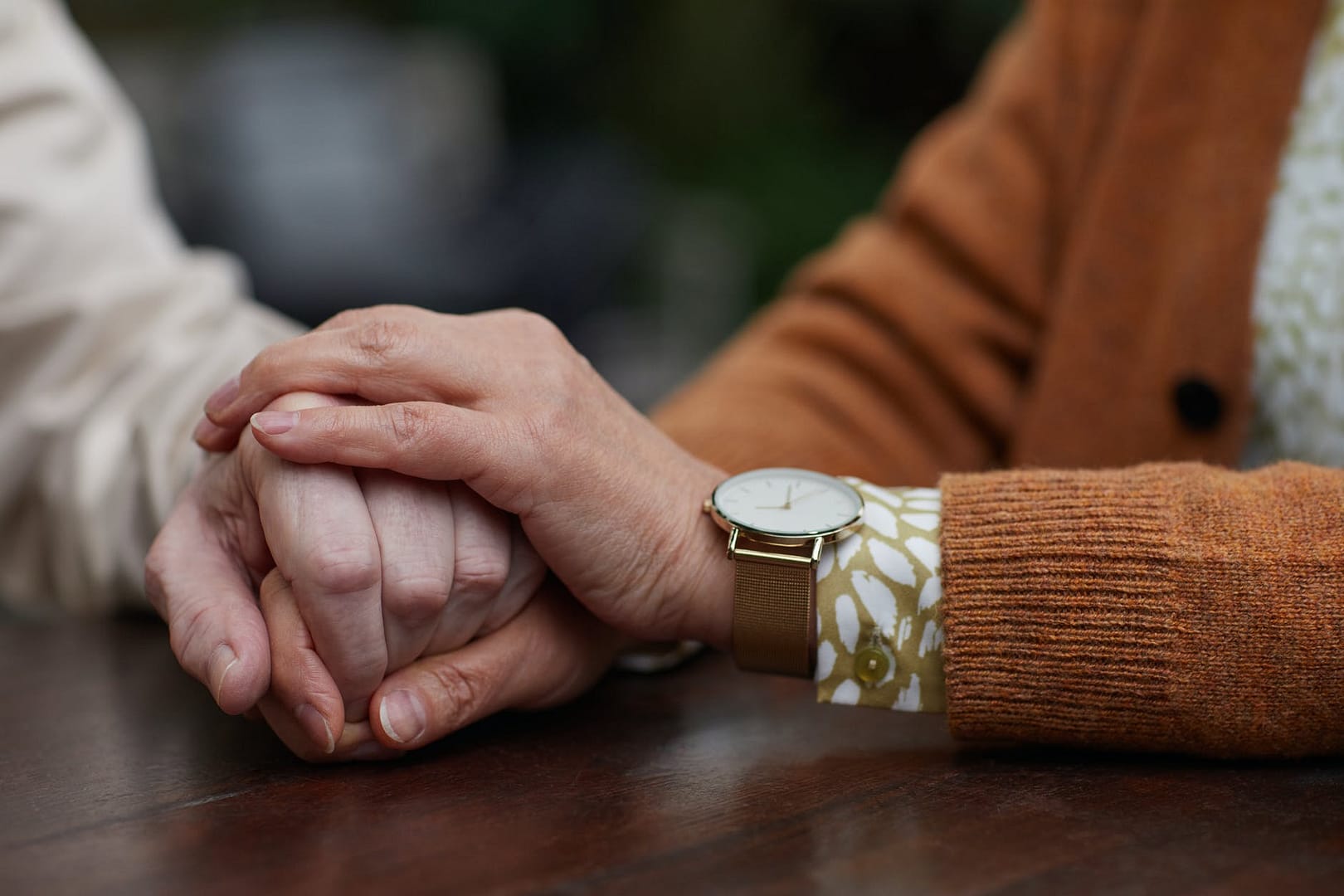 couple holding hands